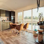 Hausboot Am Graebendorfer *