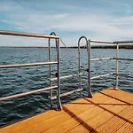 Hausboot Am Graebendorfer * Фечау