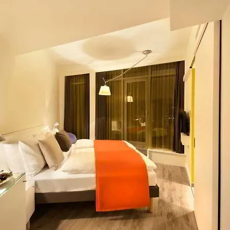 Indigo Berlin-alexanderplatz, An Ihg 호텔