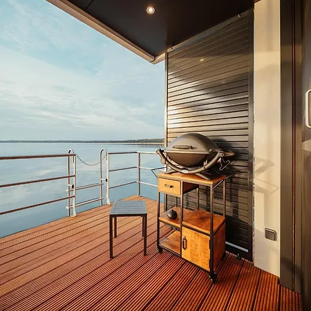 Hausboot Am Graebendorfer ספינת מלון