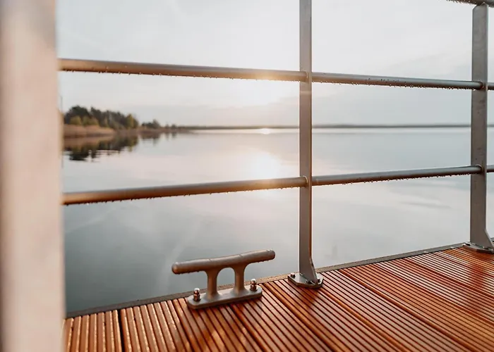 Hausboot Am Graebendorfer Bådhotel
