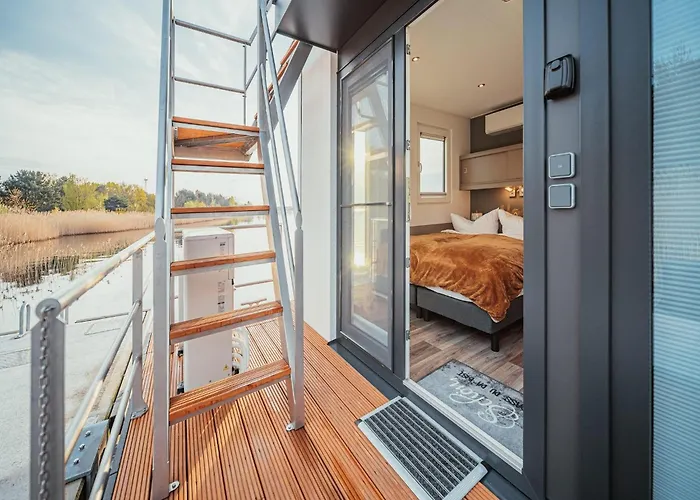 Hausboot Am Graebendorfer